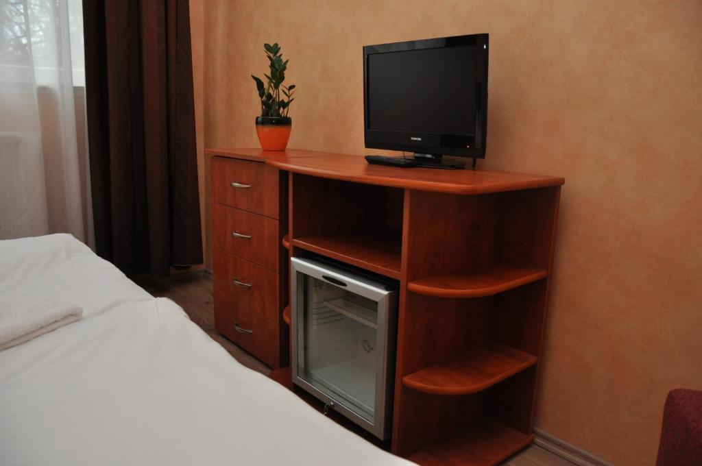 Harmony Panzio Bed and Breakfast Hajdúszoboszló Δωμάτιο φωτογραφία
